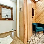 Pod Grapą Jakuzzi&deluxe&willa Pod Grapą Domek alpejski