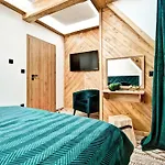 Pod Grapą Jakuzzi&deluxe&willa Pod Grapą * Poronin