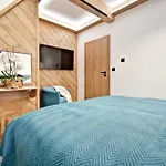 Pod Grapą Jakuzzi&deluxe&willa Pod Grapą Domek alpejski *