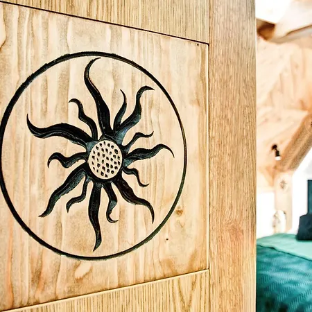 Chalet Pod Grapa Jakuzzi & Deluxe & Pod Grapa *