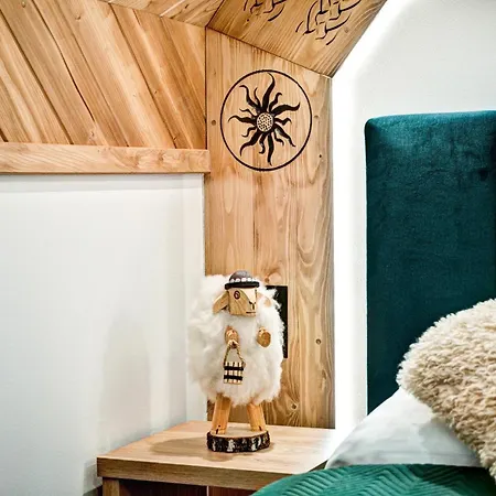 Chalet Pod Grapa Jakuzzi & Deluxe & Pod Grapa Poronin